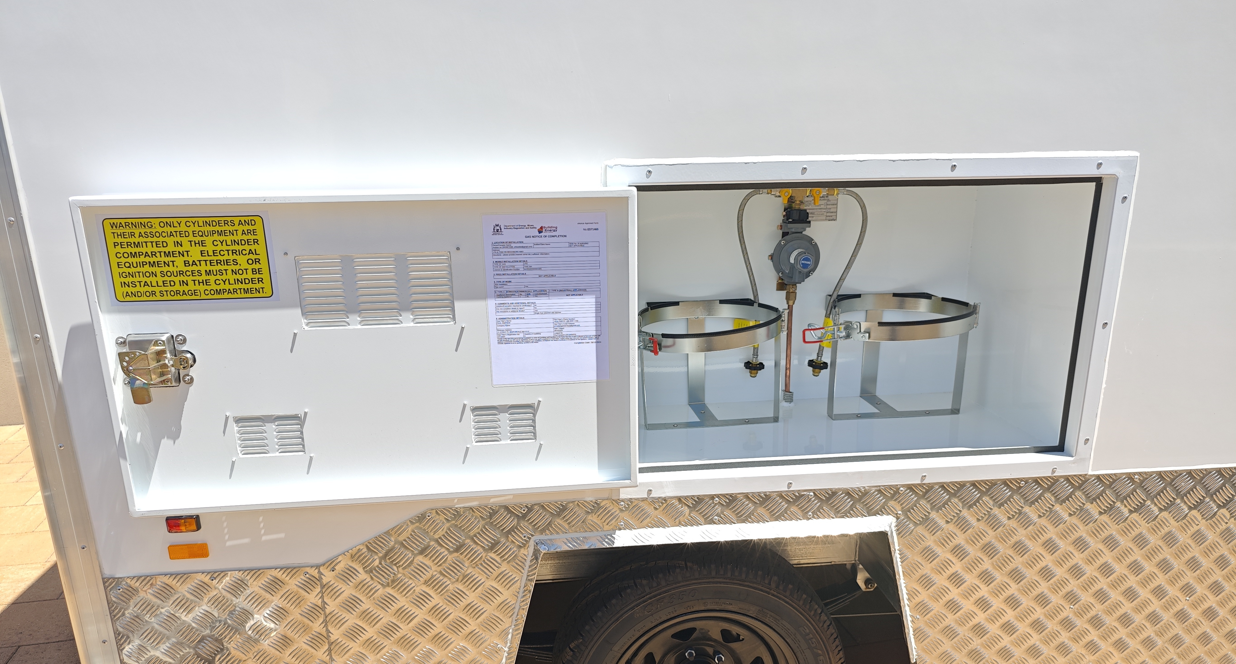 Ahbee Fabrication kitchen trailer 7 - Mobile catering trailer Perth